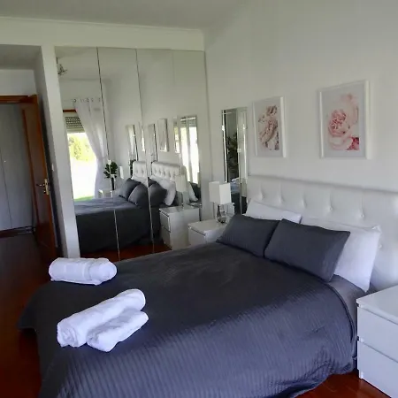 Condominio Jardim Oliveiras Апартаменты Алкабидеше